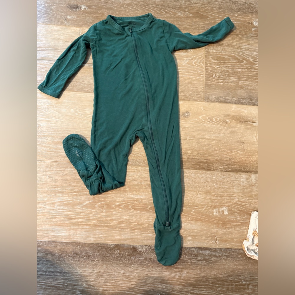 Kyte Baby Zippered Footie in Emerald